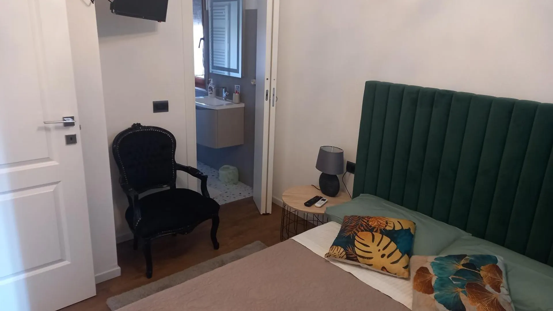Room In Arena In Fiera Verona 0*,