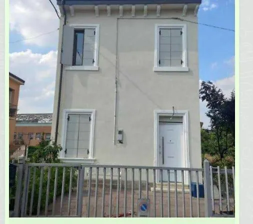 Room In Arena In Fiera Verona